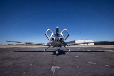 2015 Cirrus SR22T G5 GTS: 