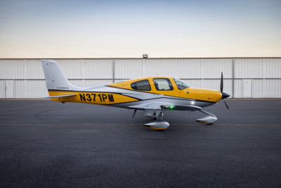 2016 Cirrus SR22 GTS: 