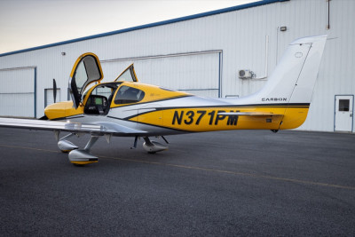 2016 Cirrus SR22 GTS: 