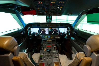 2012 Gulfstream G550: Panel-5401