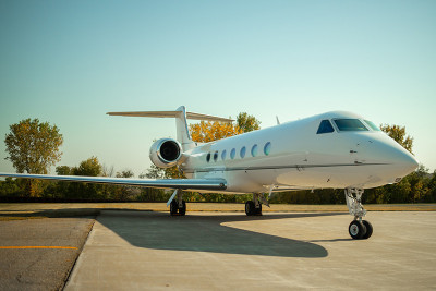 2012 Gulfstream G550: Exterior 1-5401