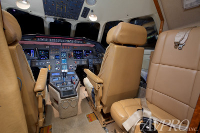 2001 Dassault Falcon 2000: 