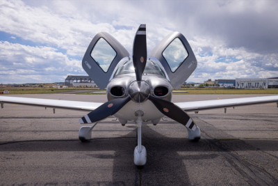 2019 Cirrus SR22T G6 GTS: 