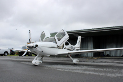 2006 Cirrus SR22: 