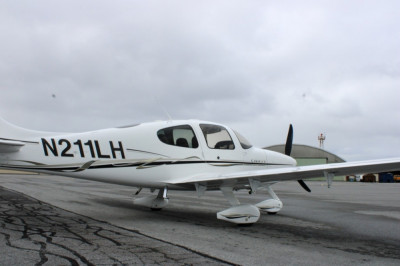 2006 Cirrus SR22: 