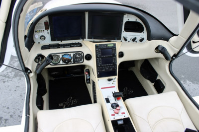 2006 Cirrus SR22: 