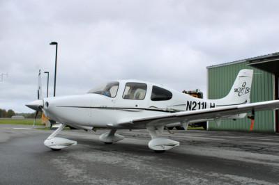 2006 Cirrus SR22: 