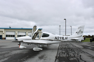 2006 Cirrus SR22: 