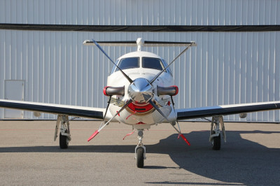 2000 Pilatus PC-12/45: 