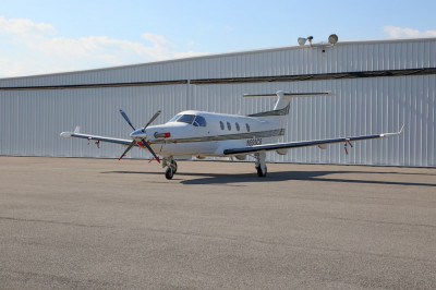 2000 Pilatus PC-12/45: 