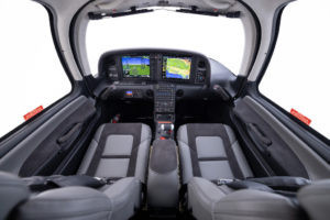 2021 Cirrus SR22 G6 GTS: 