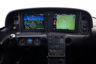 2009 Cirrus SR22: 