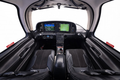 2009 Cirrus SR22: 