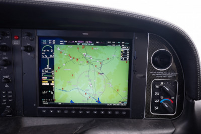 2009 Cirrus SR22: 