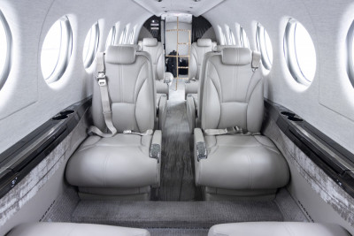 2022 Beechcraft King Air 360: 