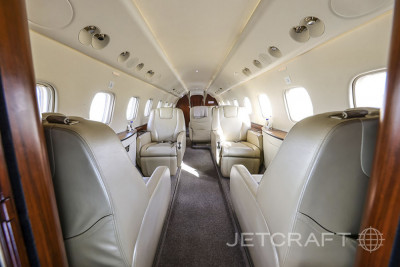 2012 Embraer Legacy 650: 