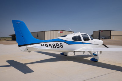 2006 Cirrus SR22 GTS: 