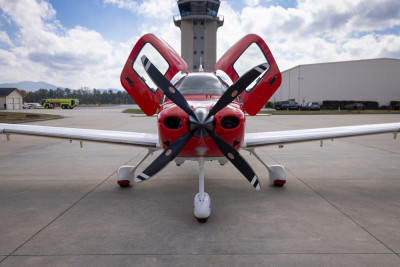 2021 Cirrus SR22T G6 GTS: 