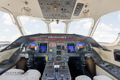 1999 Dassault Falcon 2000: 