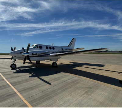 2003 Beechcraft King Air C90B: 