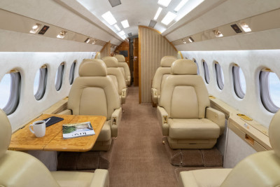 1990 Dassault Falcon 900B: 