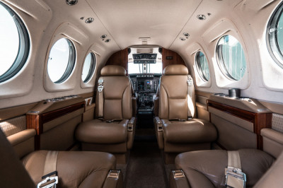 2010 Beechcraft King Air C90GTx: 