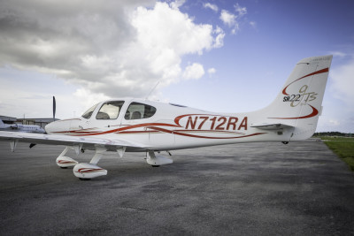 2006 Cirrus SR22 GTS: 