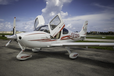 2006 Cirrus SR22 GTS: 