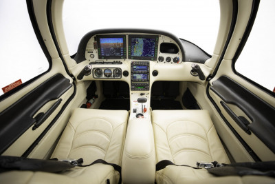 2006 Cirrus SR22 GTS: 