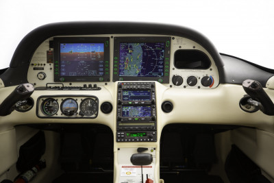 2006 Cirrus SR22 GTS: 