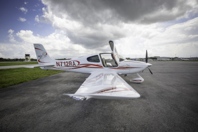 2006 Cirrus SR22 GTS: 