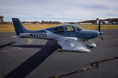 2023 Cirrus SR22T G6 GTS: 