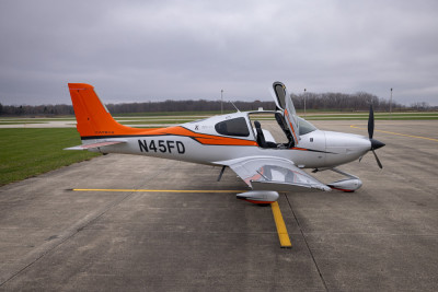 2017 Cirrus SR22T G6 GTS: 