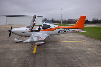 2017 Cirrus SR22T G6 GTS: 