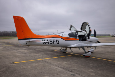 2017 Cirrus SR22T G6 GTS: 