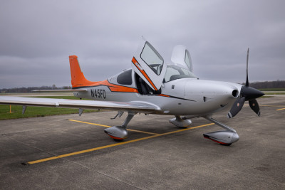 2017 Cirrus SR22T G6 GTS: 