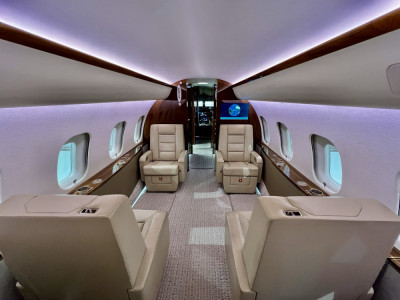 2016 Bombardier Global 5000: 