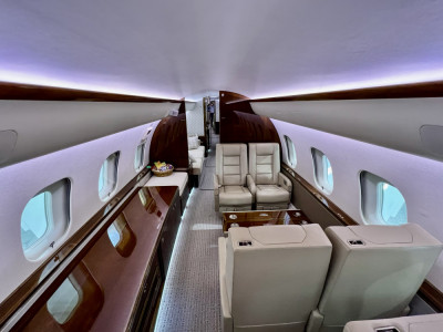 2016 Bombardier Global 5000: 