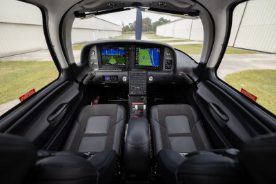 2023 Cirrus SR22 G6 GTS: 