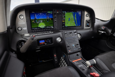 2023 Cirrus SR22 G6 GTS: 