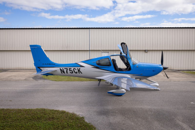 2023 Cirrus SR22 G6 GTS: 