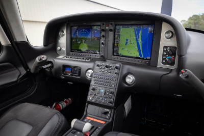 2023 Cirrus SR22 G6 GTS: 