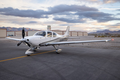 2011 Cirrus SR22T G3 GTS: 