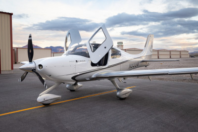 2011 Cirrus SR22T G3 GTS: 