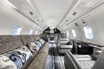 2005 Bombardier Challenger 300: 