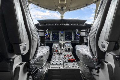 2005 Bombardier Challenger 300: 