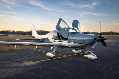 2018 Cirrus SR22T: 