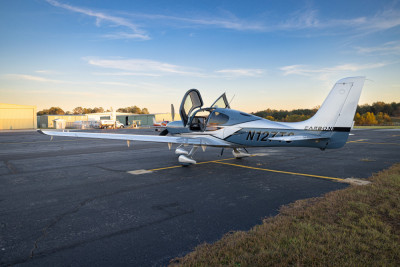 2018 Cirrus SR22T: 