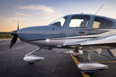 2018 Cirrus SR22T: 