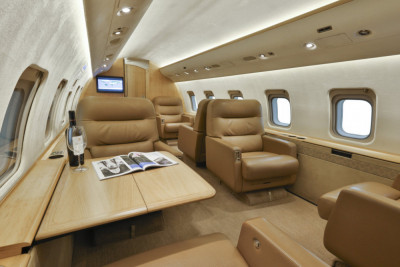 2005 Bombardier Challenger 604: 